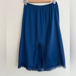 VINTAGE Infidelle Royal Blue Half Slip Lace Trim 70's Retro Feminine Lingerie